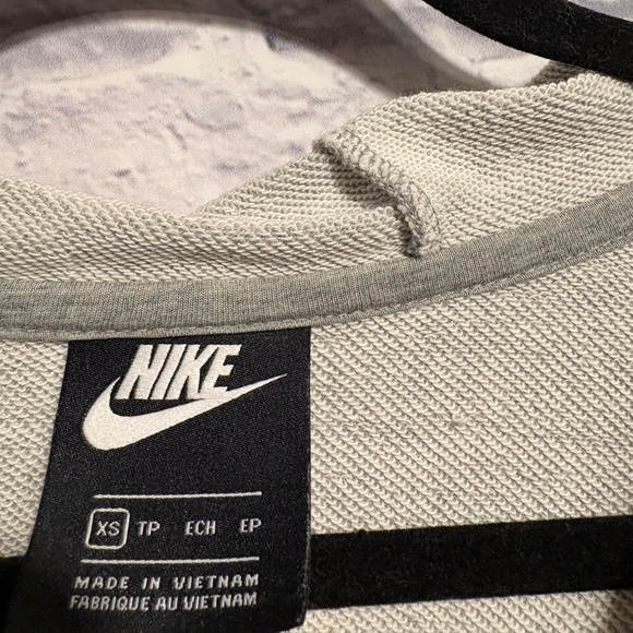 Nike Women's Lace-Up Gray Hoodie XS - Picture 6 of 11
